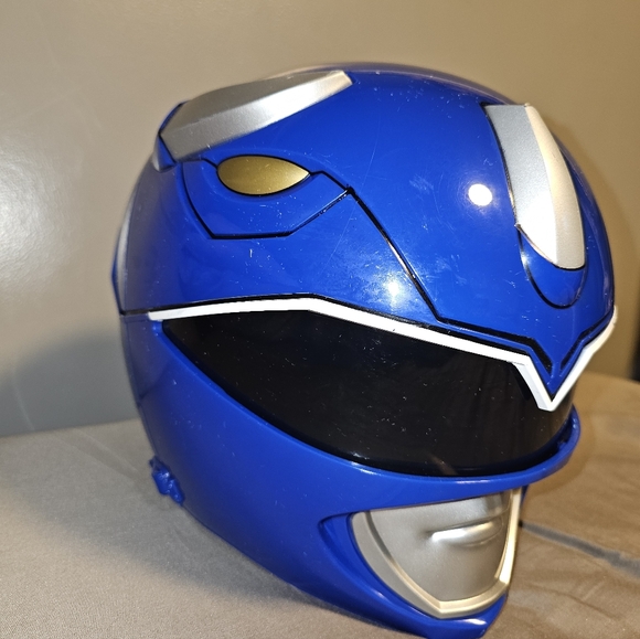 Hasbro Power Rangers Mighty Morphin Blue Ranger Helmet - Picture 2 of 6